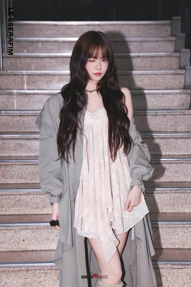 250503 Eunchae - HOT (Music Show Photo Sketch)