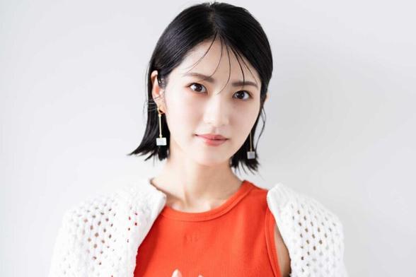 若月佑美【写真：荒川祐史】