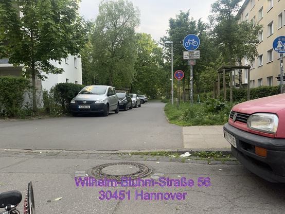 Verbindung Radtrasse-Radweg-Zwischen dem IhmeRadweg-Und Dem Wohnquartier Linden/ Nord mit Illegales Autolagerflächen
