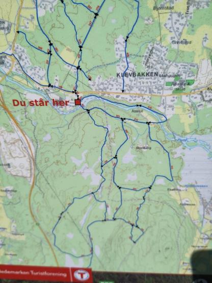 A map of the various paths to walk in the Ådalbruk/Klevfos area