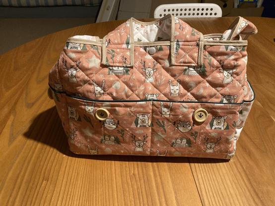 Petit sac a langer avec un tissu matelassé