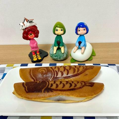 鯉のぼり(お菓子)と
赤鬼おばけいちご、よもぎもち、かしわもちモチーフの大福フィギュア