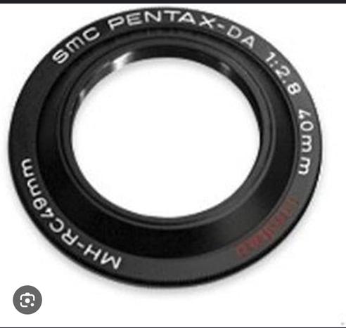 Screenshot of the weird hood for the Pentax DA 40 limited that this emulating.