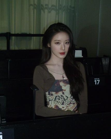 250505 Shuhua Instagram Update