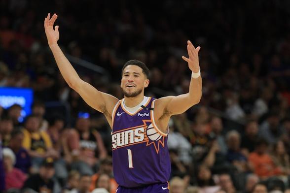 Phoenix Suns guard Devin Booker