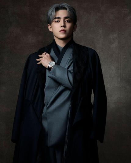 S.Coups - Portrait - ready to attend the Met Gala 2025