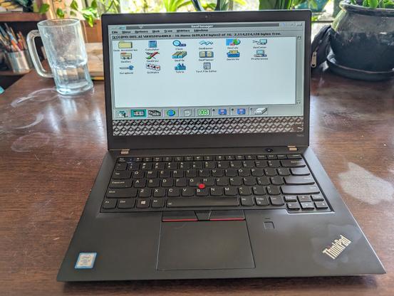 My old Thinkpad running Geoworks Ensemble 2.0. The main desktop is visible looking very similar to windows 3.