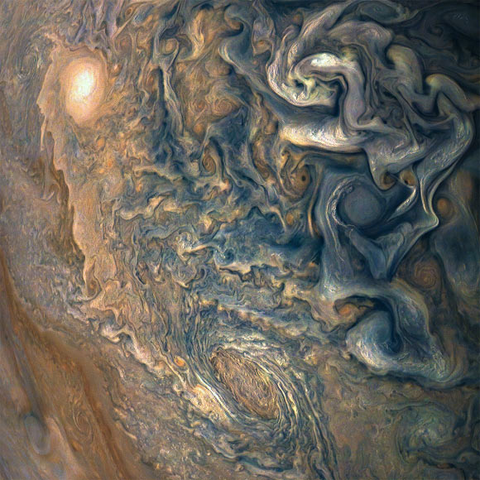 Juno took this image of colorful, turbulent clouds in Jupiter’s northern hemisphere on December 16 at 9:43 a.m. PST (12:43 p.m. EST) from 8,292 miles (13,345 km) above the tops of Jupiter’s clouds, at a latitude of 48.9 degrees. Image credit: NASA / JPL-Caltech / SwRI / MSSS / Gerald Eichstaedt / Seán Doran.