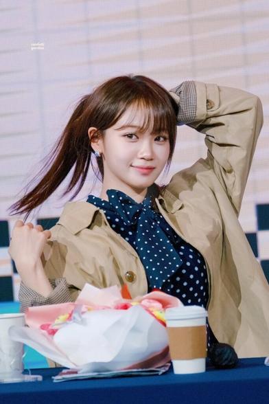 250502 Chaewon Fansign 3