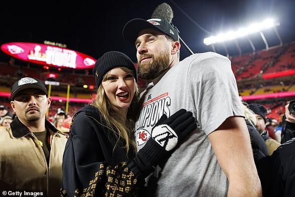 Golf star Shane Lowry revealed to Jason Kelce that his daughter's love for Taylor Swift inspired him to dress up as his brother Travis