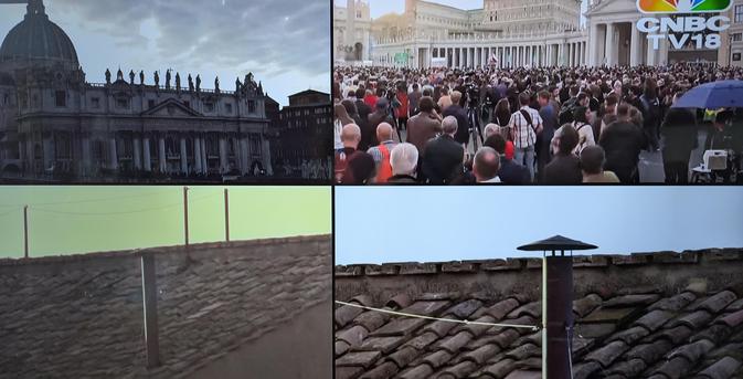 Misschien een idee om onze volgende premier ook zo te kiezen #conclaaf 

Foto van tv-beeld CNBC met zicht op de schoorsteen