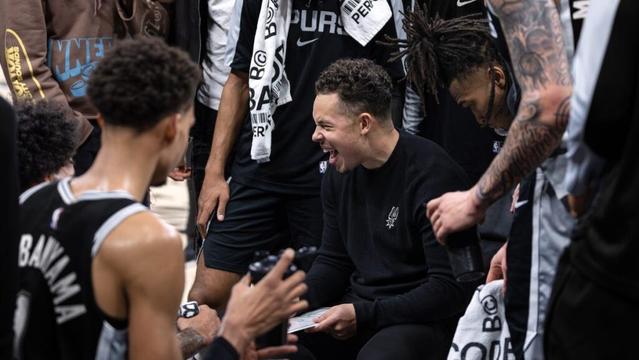 Spurs name Mitch Johnson as new head coach