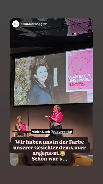 Während der Lesung im Kunsthaus Graz