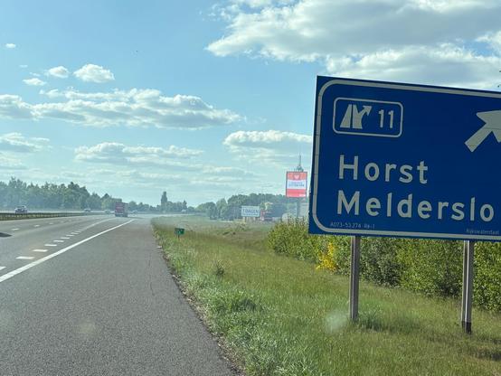 Verkeersbord (afrit 11)