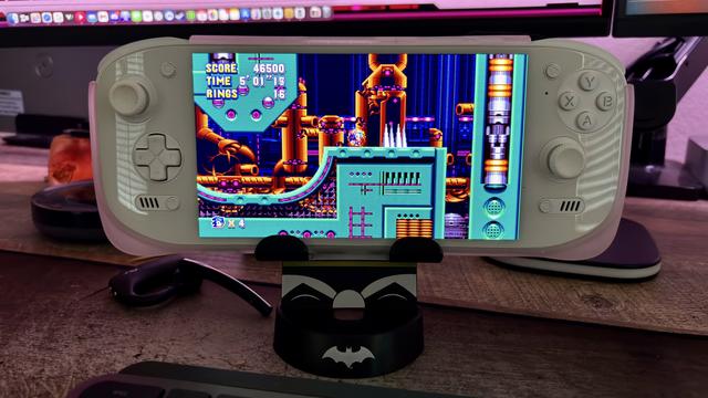 Sonic Mania via Moonlight on the Ayn Odin 2 Portal Pro