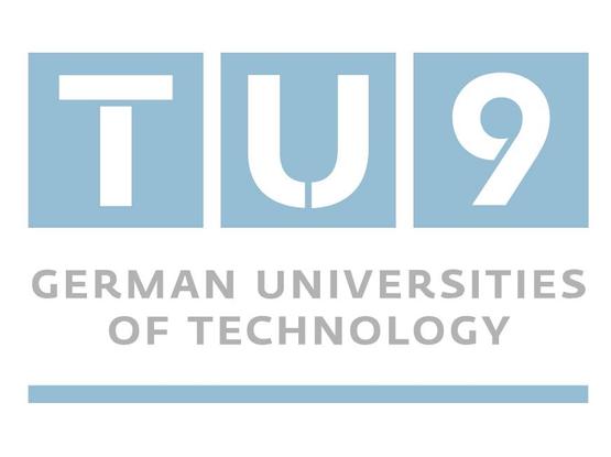 Das Logo der TU9-Bibliotheken. Die Buchstaben "T" und "U" sowie die "9" in weiß auf einem grau-blauem Rechteck. Darunter der Text: "GERMAN UNIVERSITIES OF TECHNOLOGY" in Grau mit einer Linie in demselben Farbton um die einzelnen Buchstaben.