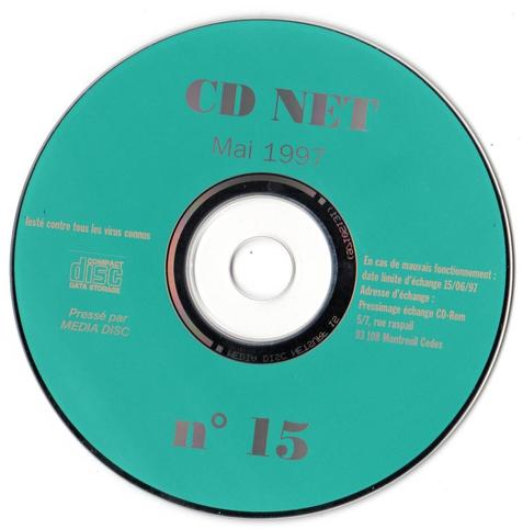Scan d'un vieux CD-ROM fourni avec le magazine Netsurf en mai 1997, sur lequel figurait la version 2.12 du navigateur Opera.