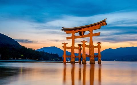 5 floating torii destinations to explore Japan’s stunning spiritual culture, beauty