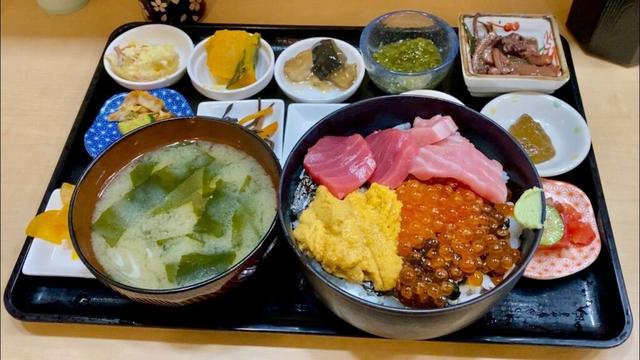 A tour to enjoy 32 gourmet foods in Hakodate, an exotic port town in Hokkaido, Japan（Part1）