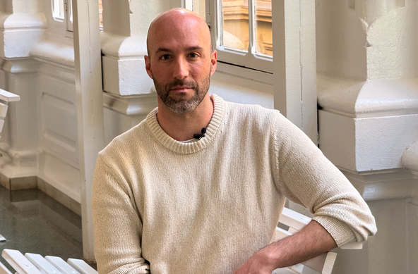 Juli Bellot, pacient de psoriasi des de fa 12 anys (Arnau Romaní / 3Cat)