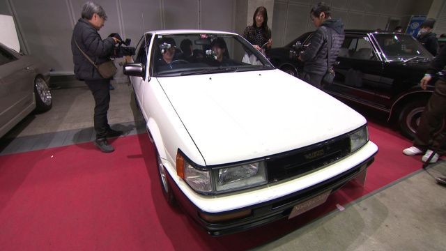 おぎやはぎ、“走り屋アニメ”登場の約40年前トヨタ“人気車”に感心「こんなにノーマル（な個体）、見ないよな～」　極上状態に驚き | | ORICON NEWS