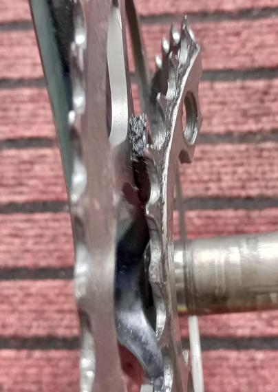 Buckled inner ring