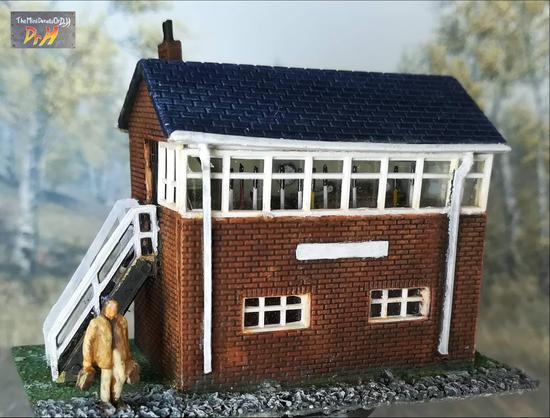 Front view of the N-gauge switching house.