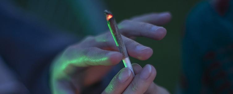 Smoking cannabis