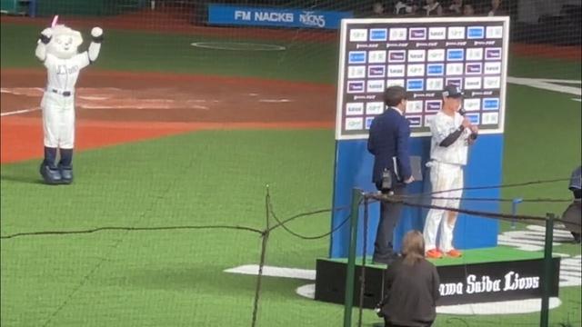 今季初！滝澤夏央 お立ち台ヒーローインタビューにライナも大喜び【西武7-0ロッテ】2025/5/10