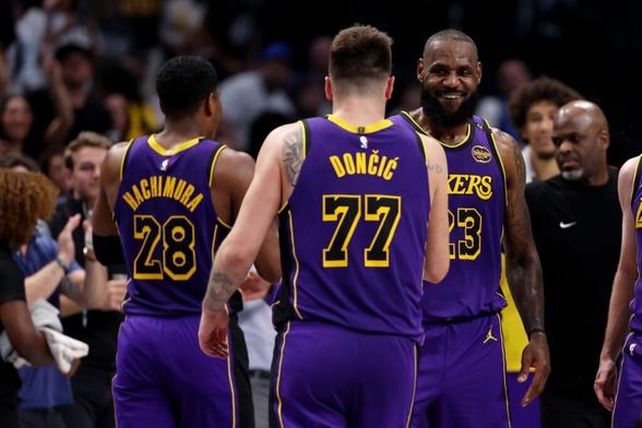 'Wow'.... NBA fans cannot believe LeBron James comments on 'eight other guys' over LA Lakers elimination