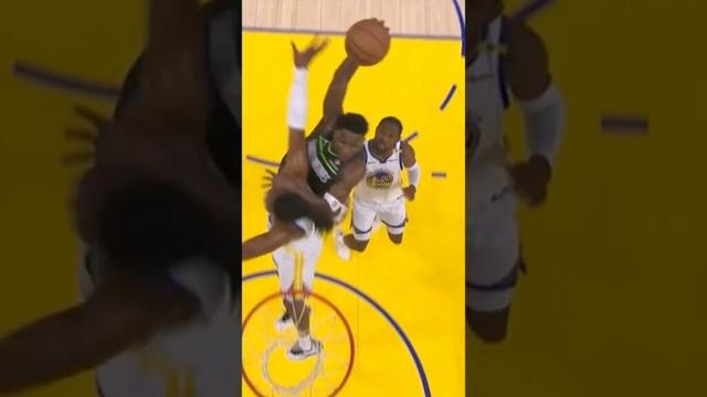 O QUE FOI ISSO??? 😱 #NBA #shorts #NBAPlayoffs