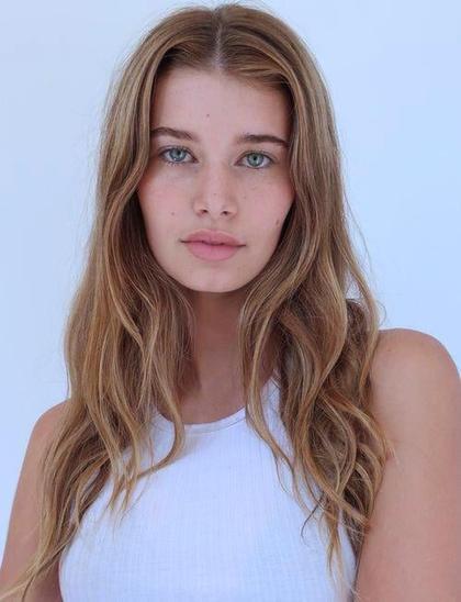 Sienna Raine Schmidt