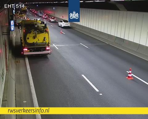 Schoonmaakmachine aanwezig bij incident.