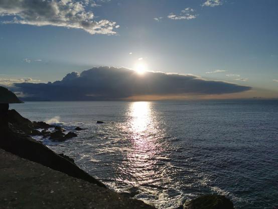 Sonnenuntergang über der Bucht vor San Sebastian