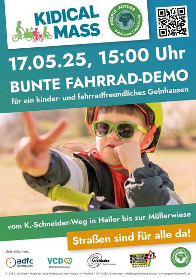 Kind mit Sonnenbrille auf Kinderrad