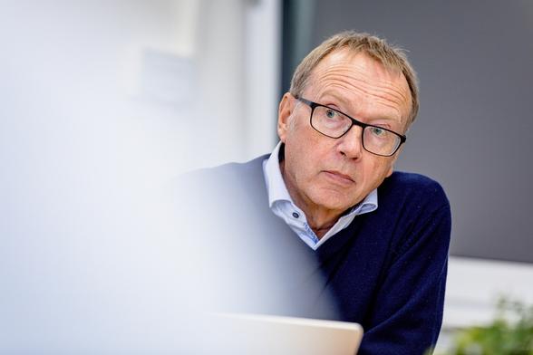 portrait of Achim Stephan