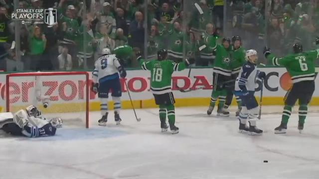 Stars take 2-1 series lead over Jets with win in Game 3