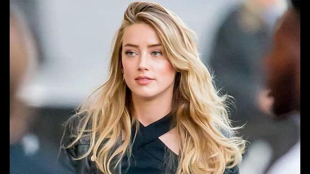 アンバー・ハード、双子誕生を発表　前夫ジョニー・デップとの泥沼離婚劇から３年