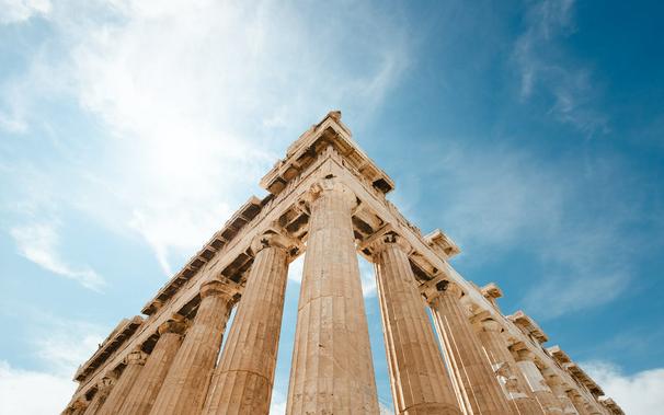 The white and blue in the flag of Greece symbolize sky and sea. However, I can easily see those two colors in the slightly cloudy spring sky alone. What a beautiful sight indeed