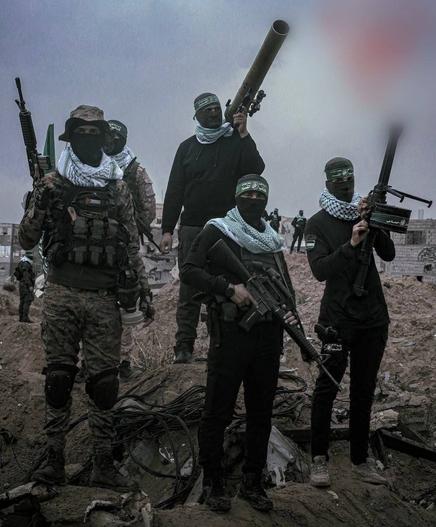 Hamas fighters posed for photos at the start of the May 12th ceasefire