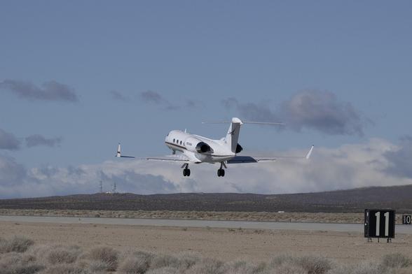 Headline-_G-IV_Takes_Flight_(AFRC2025-0058-14).jpg