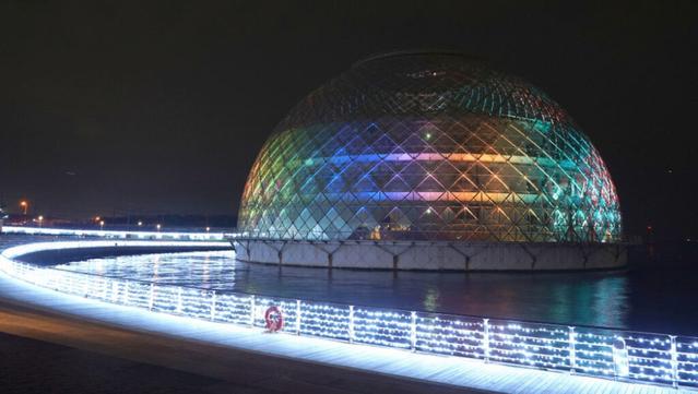 A new entertainment space is shining in Osaka Bay