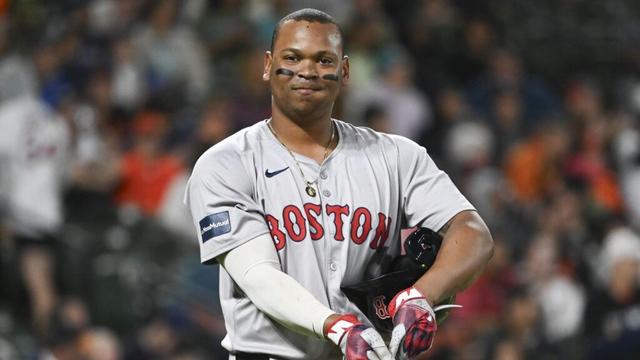 How Red Sox Clubhouse Reacted To Recent Rafael Devers Saga