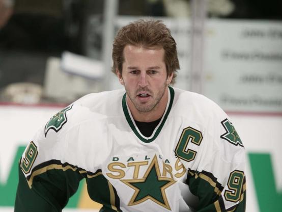 Mike Modano And James Van Riemsdyk Stop By To Breakdown The Stanley Cup Playoffs
