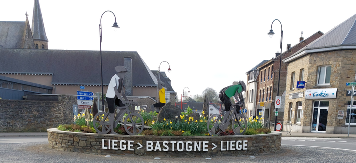 Kreisverkehr in Bastogne