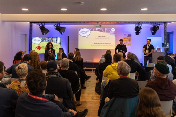 Vorstellungsrunde beim Barcamp