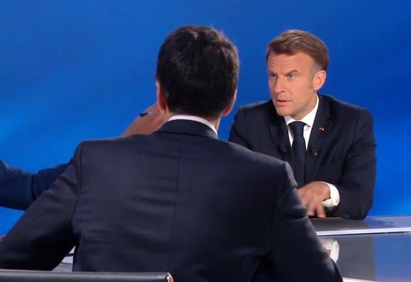 Emmanuel Macron fâché sur TF1.