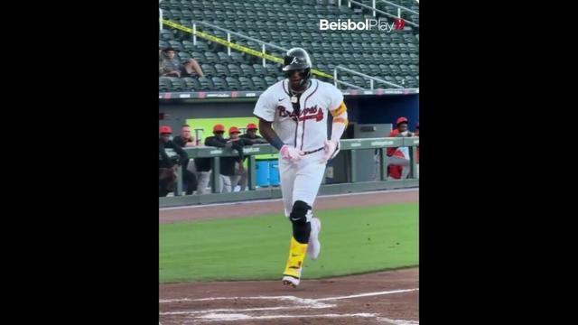 RonaldAcuñaJrDespachóUnCuadrangular en Su Primer Juego deRehabilitación