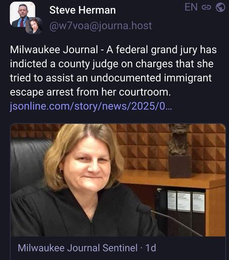 A federal grand jury has
indicted a county judge on charges that she tried to assist an undocumented immigrant escape arrest from her courtroom.
Milwaukee Journal Sentinel
