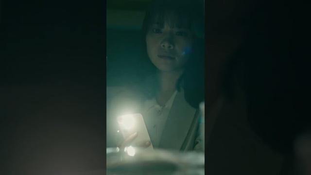 #恋は闇 💙第5話より🧡 　あなたは誰？　−−　隠しキャラ本格登場💥忍び込んだ浩暉の自宅に謎の女性が… #志尊淳#岸井ゆきの#齋藤飛鳥#こいやみ#日テレ#shorts